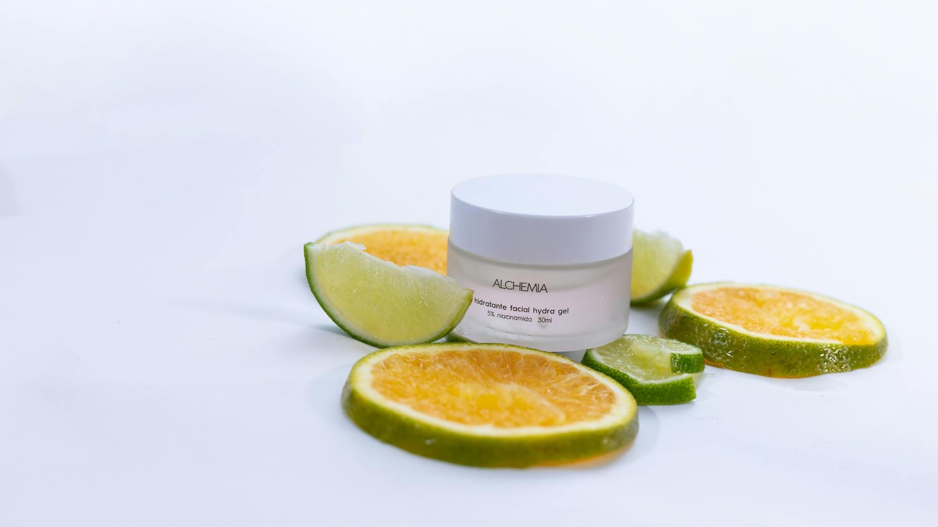 Ce secret des produits Aroma Zone que toutes les fans de soins naturels s’arrachent